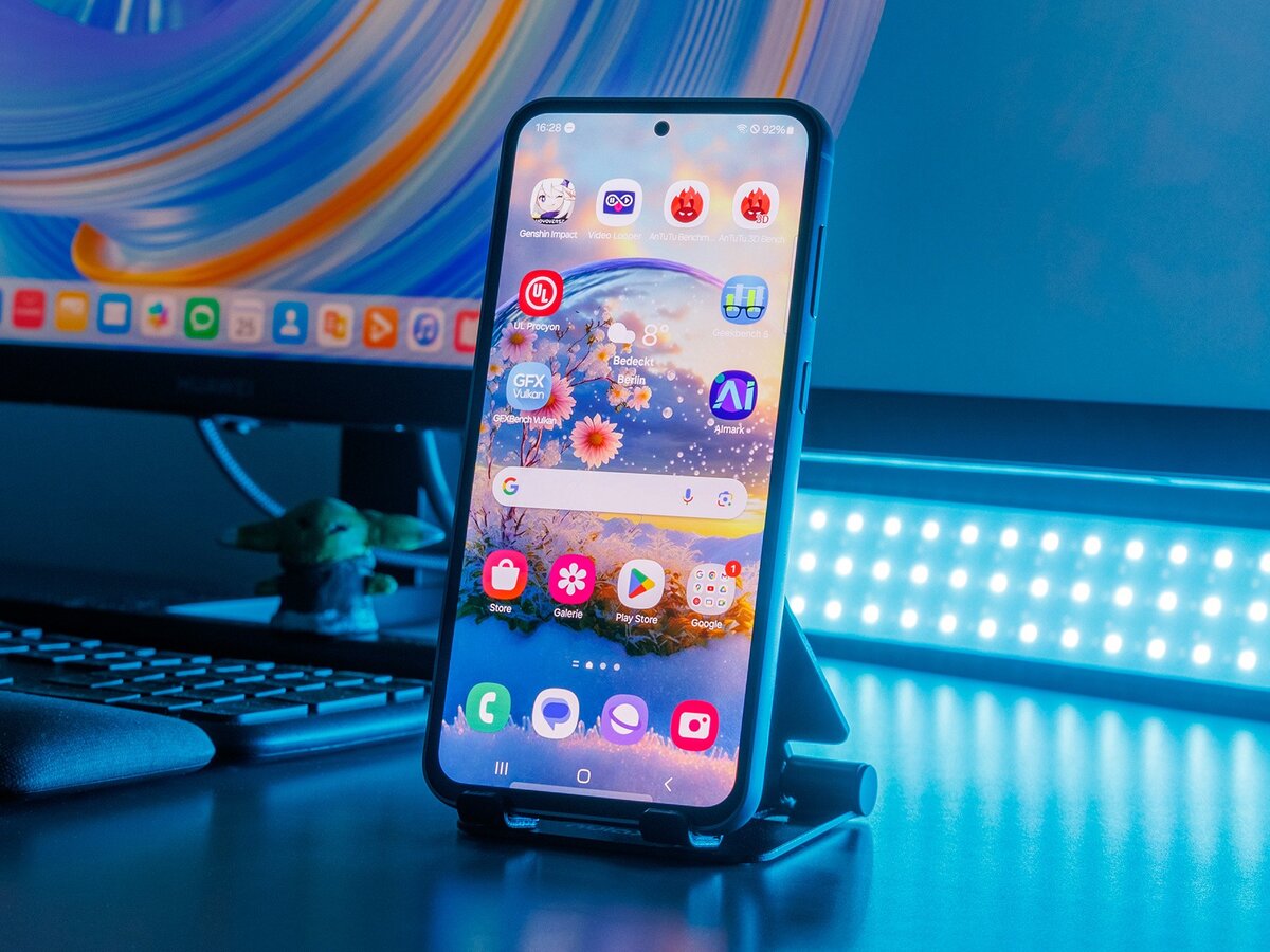 Samsung Galaxy S23 FE: огляд бюджетного флагмана з потужними характеристиками