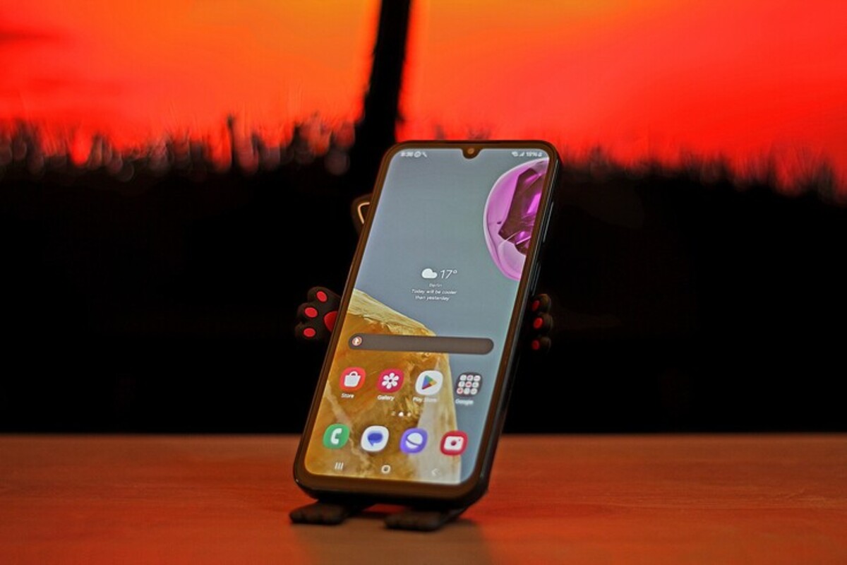 Samsung Galaxy M15: огляд нового середнього класу з відмінною автономністю
